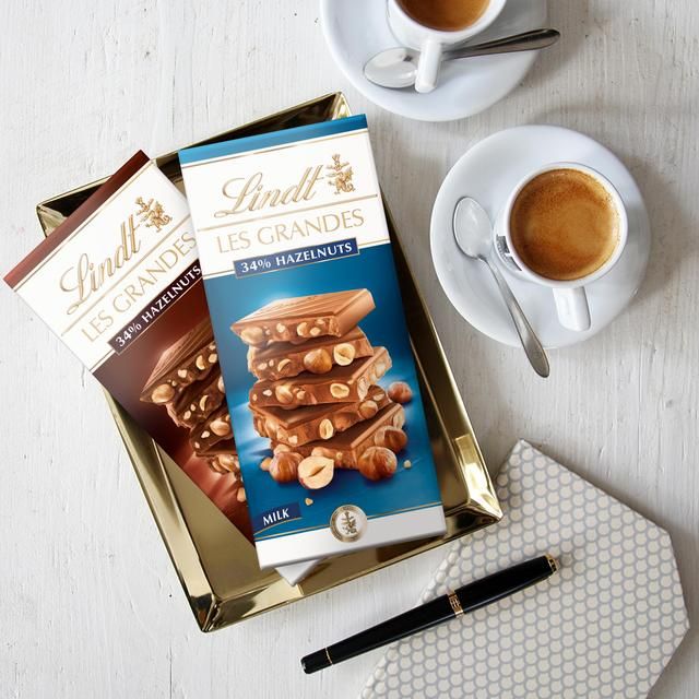 Lindt Les Grandes Hazelnuts Milk Chocolate Bar   150g