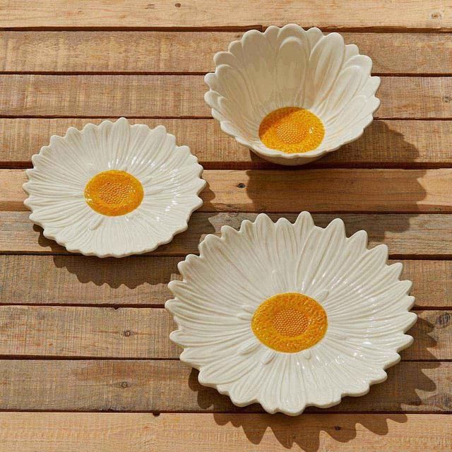 M&amp;amp;S Daisy Salad Bowl One Size White