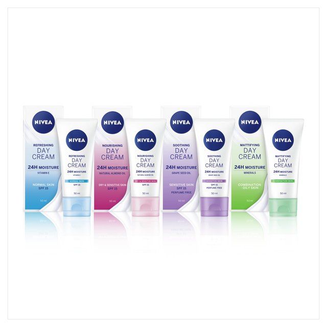 NIVEA Day Cream Face Moisturiser for Normal Skin SPF15   50ml