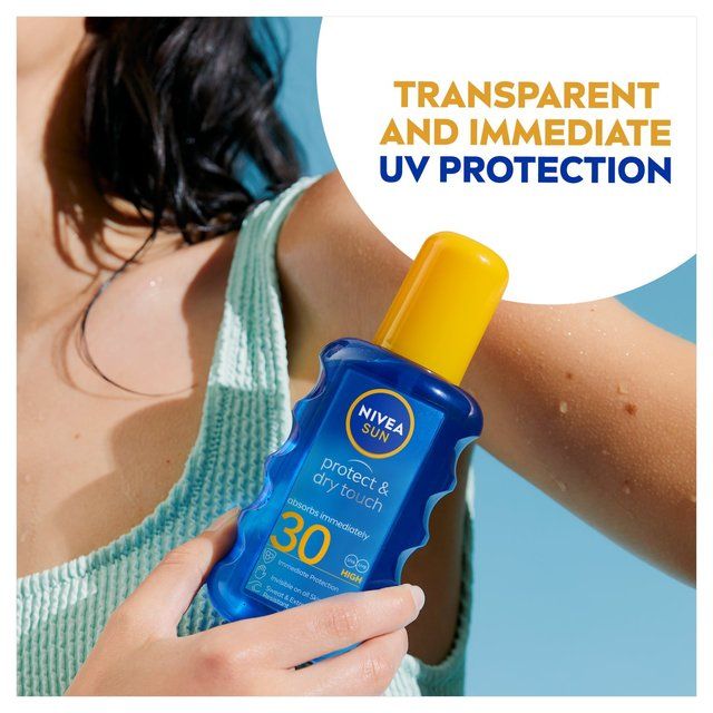 NIVEA SUN Protect &amp;amp; Dry Touch SPF 30 Sunscreen Spray   200ml