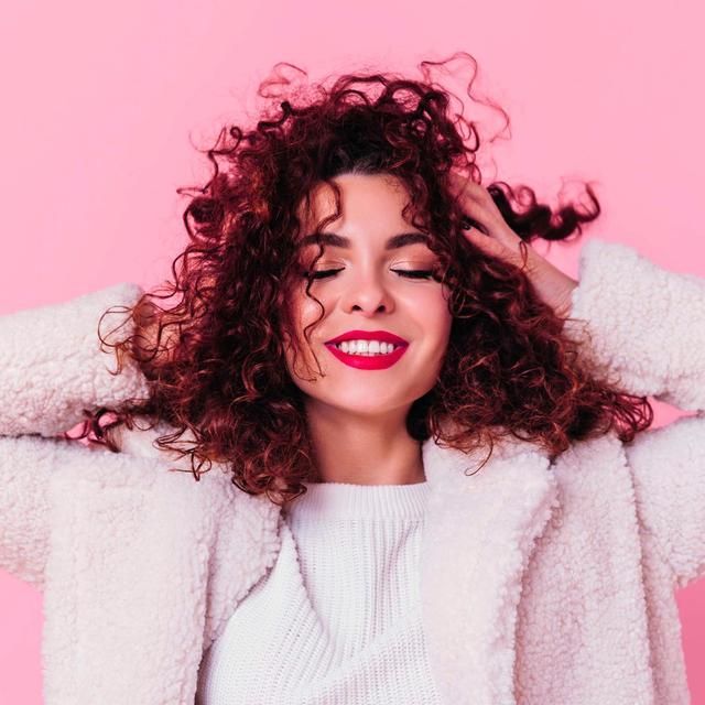 OGX Nourishing+ Coconut Milk pH Balanced Shampoo   385ml