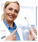 Oral-B FlossAction Toothbrush Head with CleanMaximiser Technology, 4 Pack