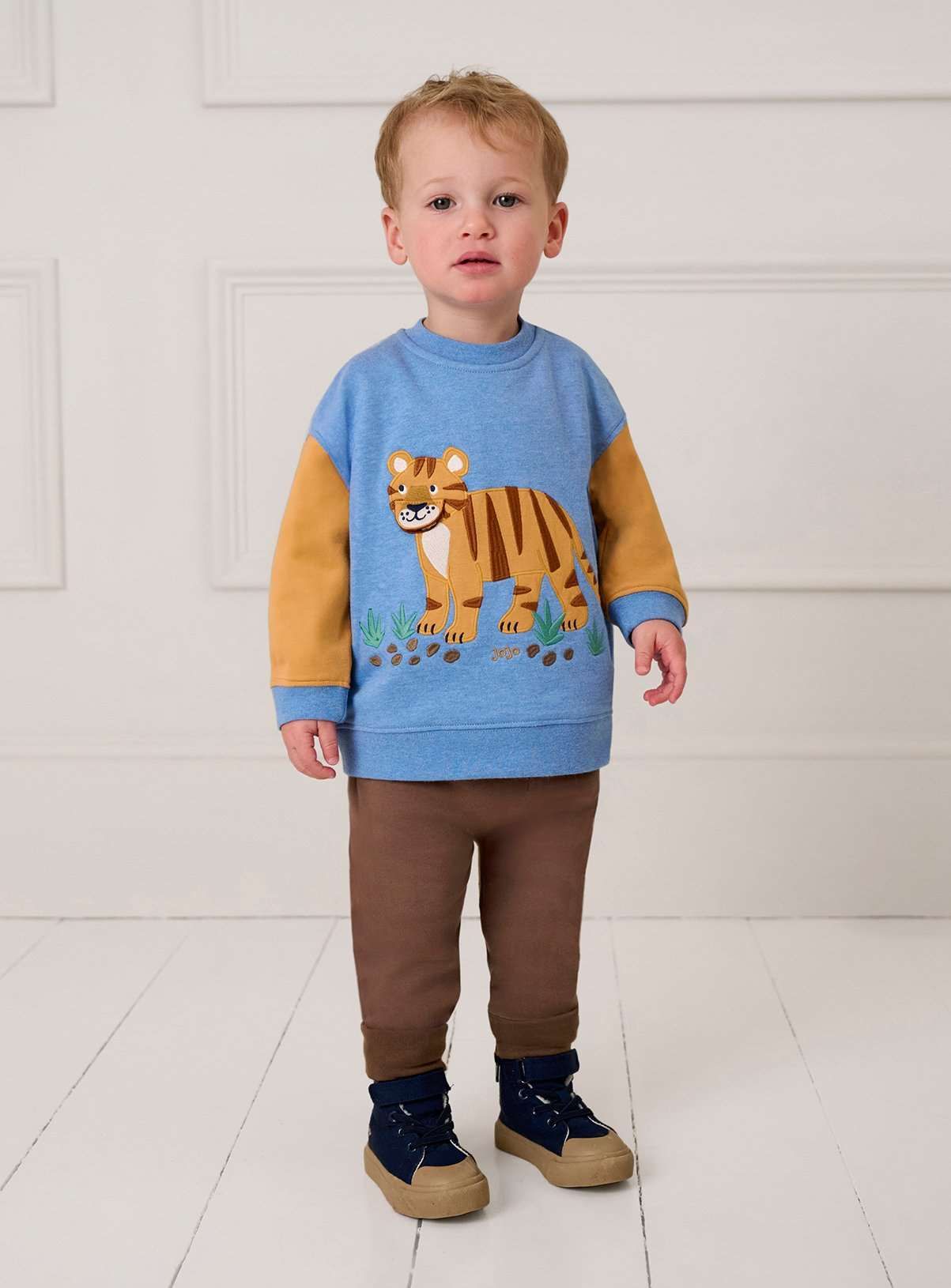 JOJO MAMAN B&Eacute;B&Eacute; Tiger Applique Sweatshirt &amp; Jogger Set 6-7 Years