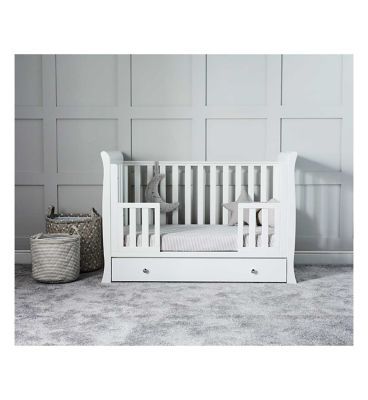 Ickle Bubba Snowdon 4 in 1 Mini 3 Piece Furniture Set and Sprung Mattress - White